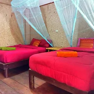 Lanta Maikeaw Koh Lanta